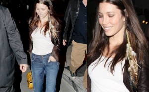 Jessica-Biel-Long-Feather-Earrings