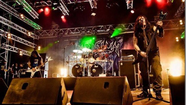 1013414_10151526492866849_683867459_n