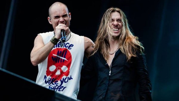 1233371_630516463646633_367704625_n