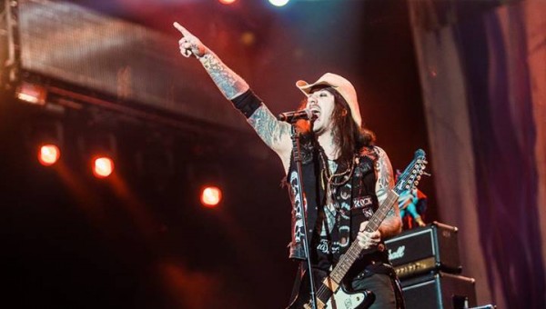 1236046_632597640105182_304778908_n