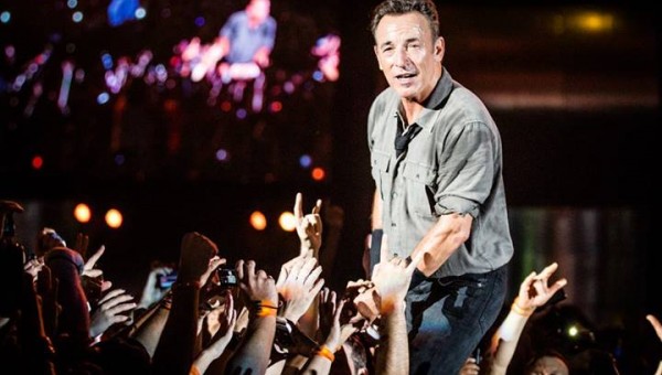 543941_632197096811903_652834238_n