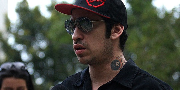 886253_champignon-baixista-do-charlie-brown-ric-tv-chorao-e-encontrado-morto