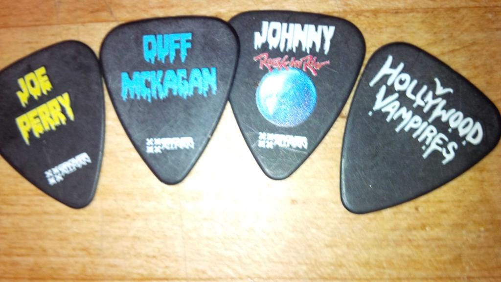 CPXqut5UYAEoIbF.jpg large